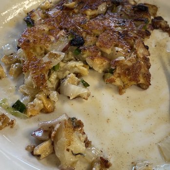 Turtle Cafe - Clam hash - swimming in grease - New American Near Me - Westbrook, Connecticut