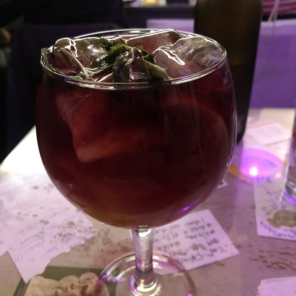 El Mini Bar - Sangria - Tapas Bars Near Me - Madrid, M