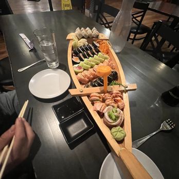 Kedai - Sushi boat 2! - Japanese Near Me - Glenwood Springs, Colorado Kedai - Sushi boat 2! - Japanese Near Me - Glenwood Springs, Colorado