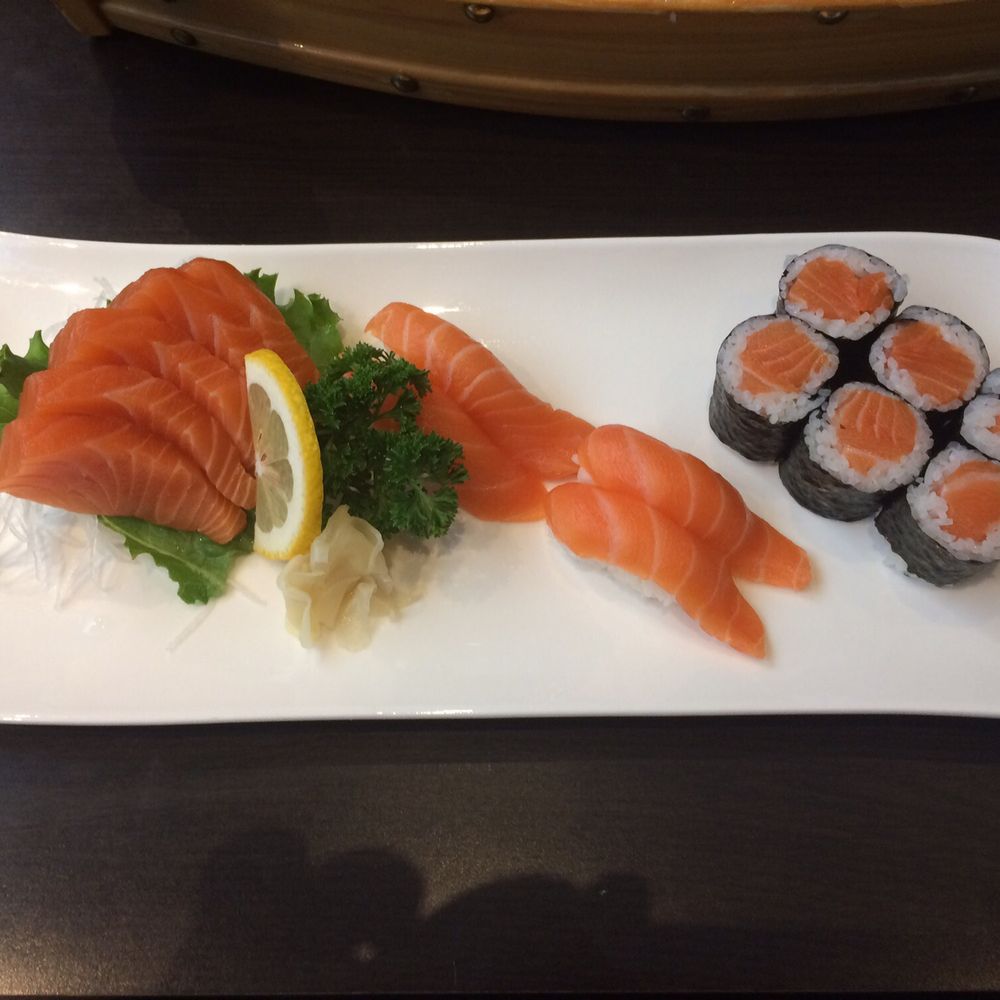 Sushi House - Salmon sashimi and sushi lunch combo. It tasted really good! - Japanese Near Me - Brampton, Ontario Sushi House - Salmon sashimi and sushi lunch combo. It tasted really good! - Japanese Near Me - Brampton, Ontario