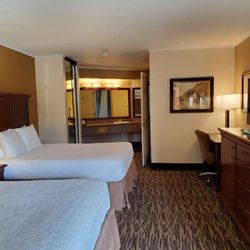 Best Western Plus Humboldt House Inn - Guest room