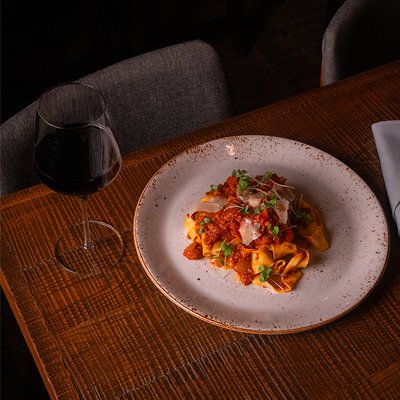 The Tuck Room by null