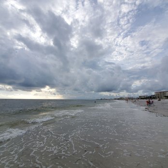 Madeira Beach - Beaches Near Me - Madeira Beach, Florida