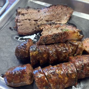 Schoepf's Bar-B-Que - Moist Brisket & jalapeno cheese Sausage - Barbeque Near Me - Belton, Texas Schoepf's Bar-B-Que - Moist Brisket & jalapeno cheese Sausage - Barbeque Near Me - Belton, Texas
