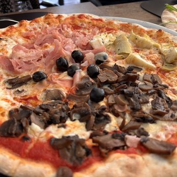 Al Theatro - Pizza Near Me - Venezia, VE Al Theatro - Pizza Near Me - Venezia, VE