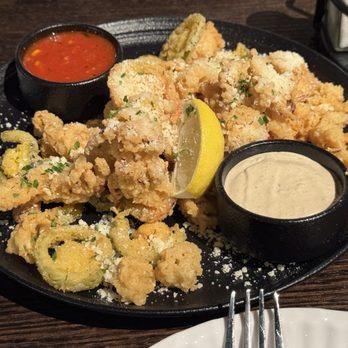 Sally's Apizza - Calamari - Italian Near Me - Woburn, Massachusetts Sally's Apizza - Calamari - Italian Near Me - Woburn, Massachusetts