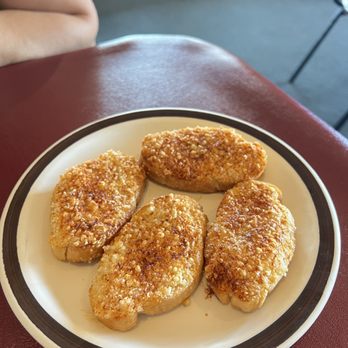 Juliano's Italian Restaurant - garlic bread - Italian Near Me - Hesperia, California Juliano's Italian Restaurant - garlic bread - Italian Near Me - Hesperia, California