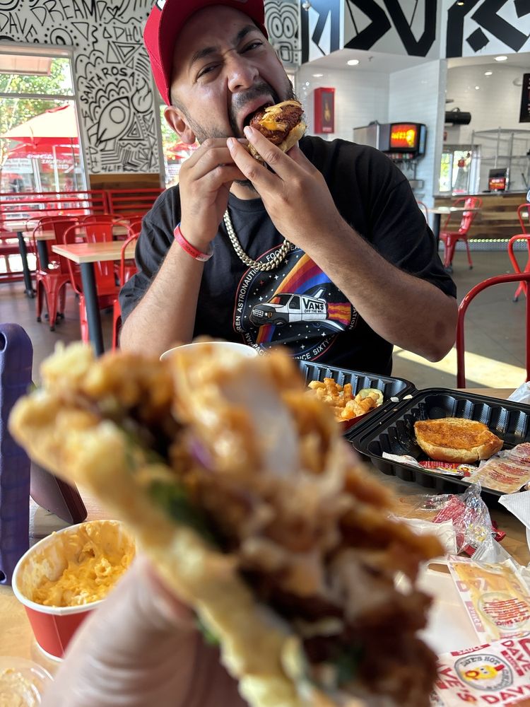 Dave’s Hot Chicken