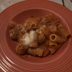 Tuscany Tavern - Rigatoni Con Salsiccia E Ricotta