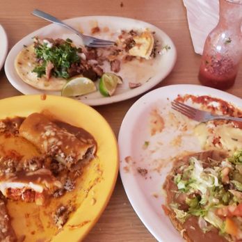 El Centenario - Mexican Near Me - Topeka, Kansas