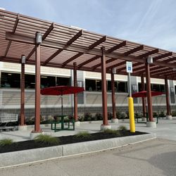 Market Basket - Side of the building- nice patio area