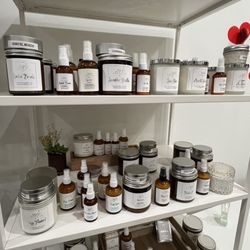 M.I.Y Candle Co. & Creative Studios - Candles and room sprays for sale