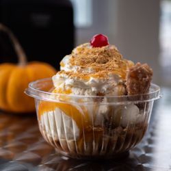 Udder Delights Ice Cream & Frozen Desserts - Apple Pie Delight Sundae