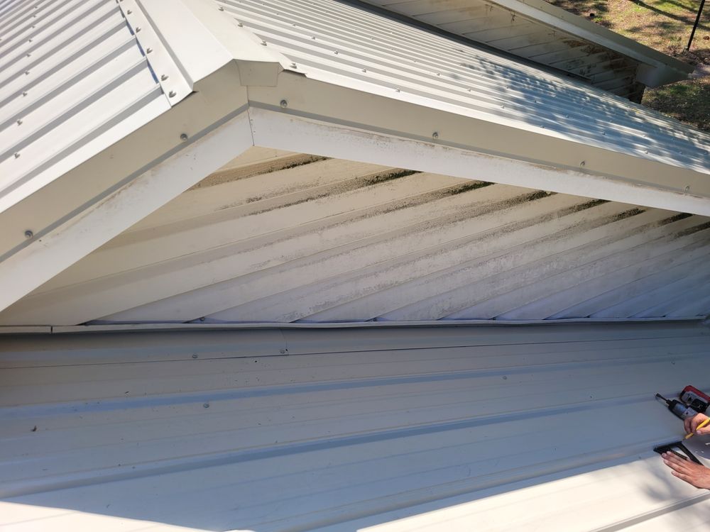 Slide of Moore Elite Roofing