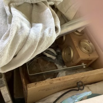 Mesa Moving and Storage - More outdoor items thrown into 4 foot wardrobe box. - Movers Near Me - Grand Junction, Colorado Mesa Moving and Storage - More outdoor items thrown into 4 foot wardrobe box. - Movers Near Me - Grand Junction, Colorado