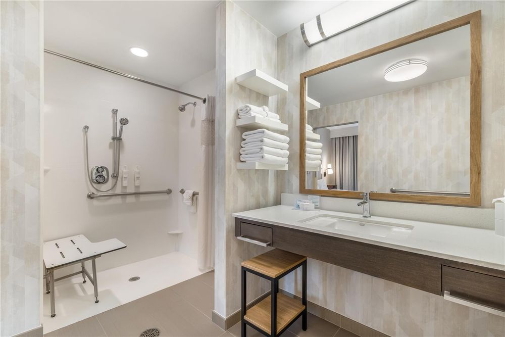 Hampton Inn & Suites Dallas/Plano-East