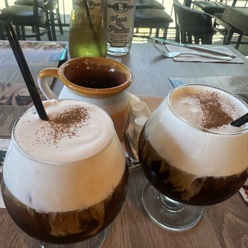 De Poca Madre Modern Mexican Kitchen - Hazelnut iced coffee, vanilla iced coffee, and cafe de olla - Breakfast & Brunch Near Me - Corona, California