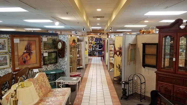 Cottage Antiques And Crafts 4636 Broadway Allentown Pa Crafts