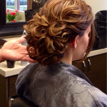 Veronica Hair Studio - Blow Dry/Out Services Near Me - Thousand Oaks, California Veronica Hair Studio - Blow Dry/Out Services Near Me - Thousand Oaks, California