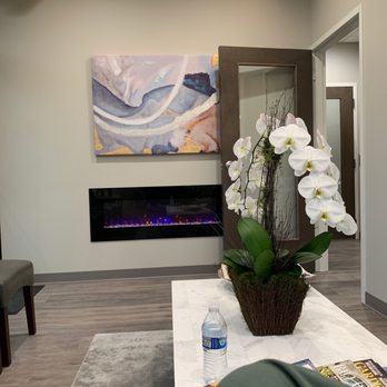 Reafield Dental - Front waiting area - General Dentistry Near Me - Charlotte, North Carolina Reafield Dental - Front waiting area - General Dentistry Near Me - Charlotte, North Carolina