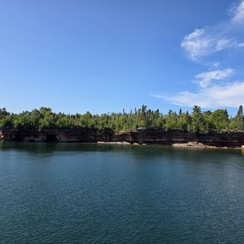 Apostle Islands Cruises - Scenery - Boating Near Me - Bayfield, Wisconsin