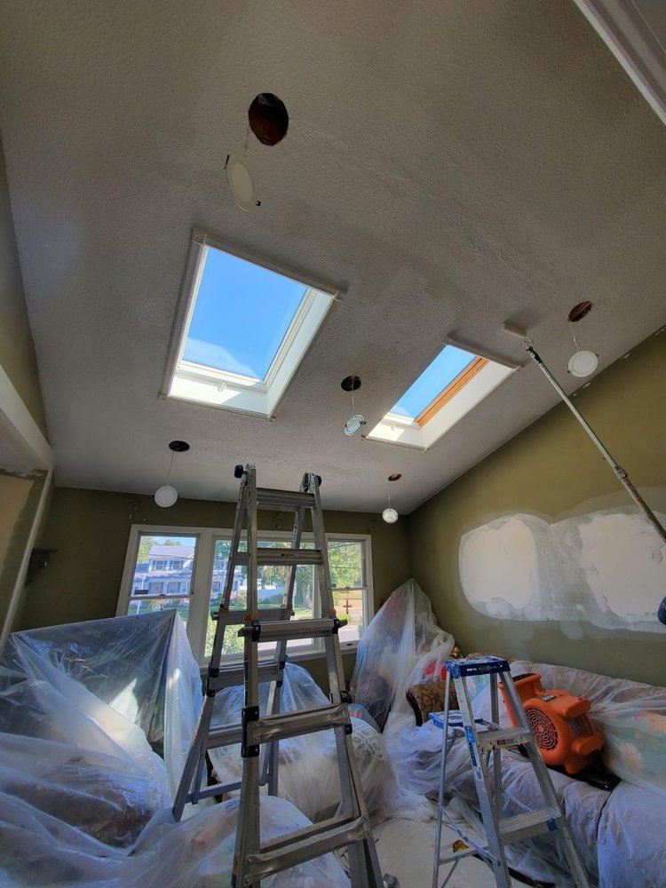 Slide of Supreme Construccion