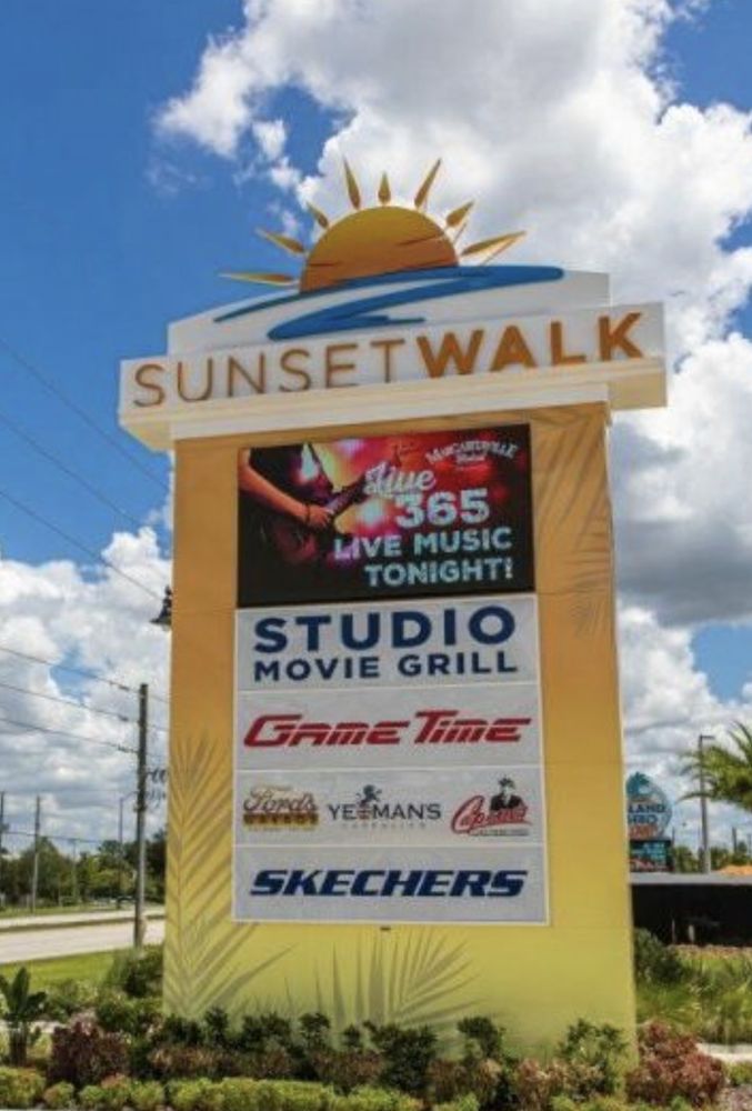 Sunset Walk SlingShot, Kissimmee Roadtrippers