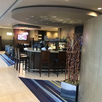 SpringHill Suites Raleigh Cary - Bar - Hotels Near Me - Cary, North Carolina SpringHill Suites Raleigh Cary - Bar - Hotels Near Me - Cary, North Carolina