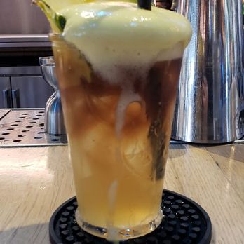 Moku Kitchen - Cocktail Bars Near Me - Honolulu, Hawaii