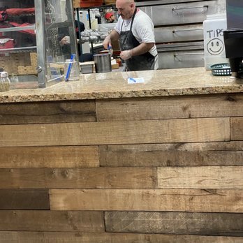 Ferrara Pizza and Pasta - Italian Near Me - Orlando, Florida