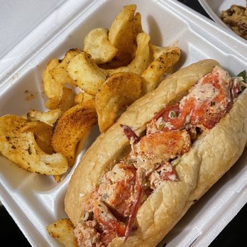 Pacific Boil & Lounge - Lobster Roll - Seafood Near Me - Tigard, Oregon Pacific Boil & Lounge - Lobster Roll - Seafood Near Me - Tigard, Oregon