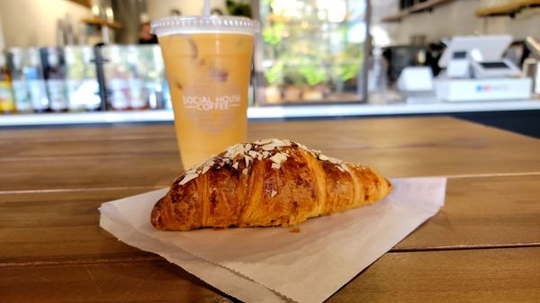 SOCIAL HOUSE COFFEE by null