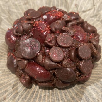 Gideon's Bakehouse - Eternal flame - cookie of the month for February - Bakeries Near Me - Orlando, Florida