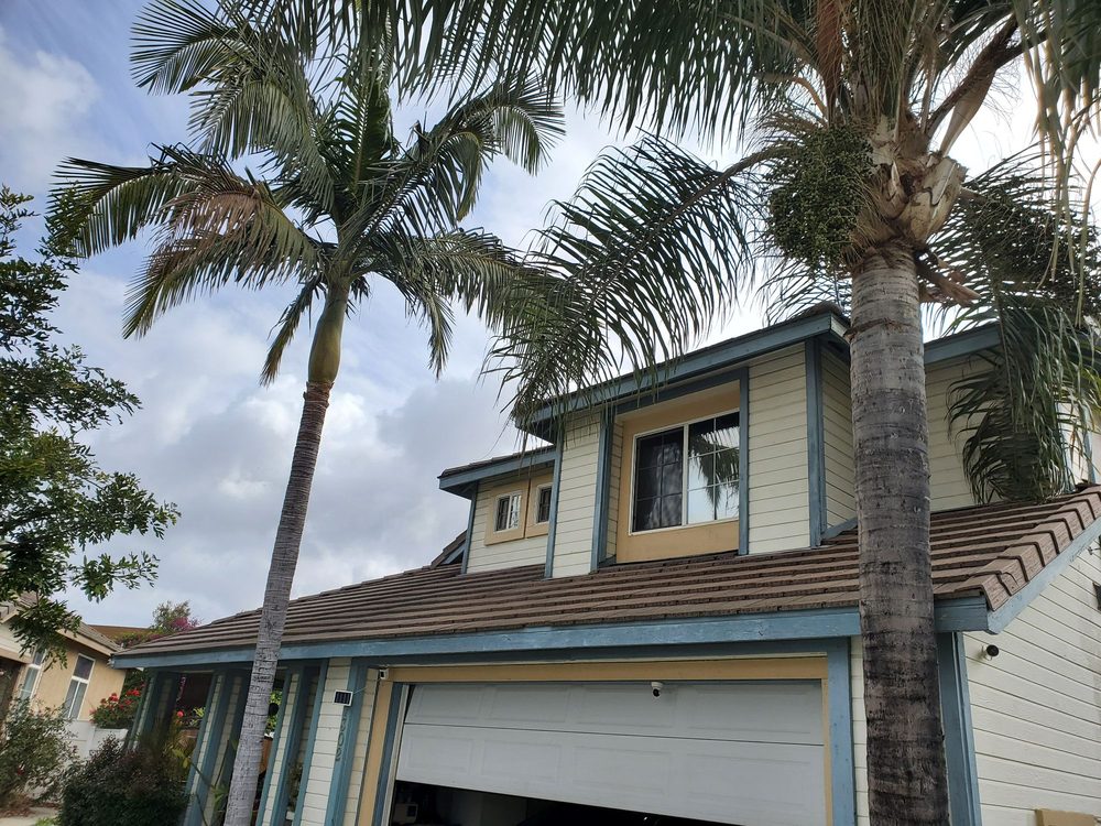 Slide of GCi Roofing