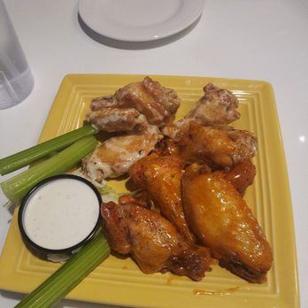 Ground Round Grill & Bar - Burgers Near Me - Perrysburg, Ohio Ground Round Grill & Bar - Burgers Near Me - Perrysburg, Ohio