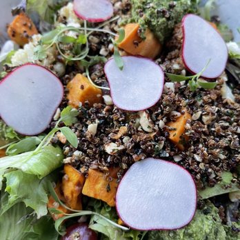 Earls Kitchen + Bar - Vegan Mother Earth Bowl - Cocktail Bars Near Me - Plano, Texas