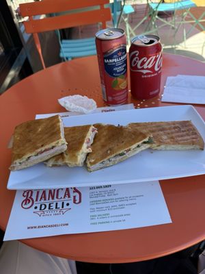 Bianca's Deli by null