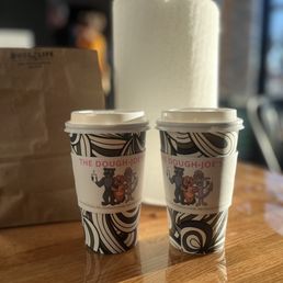 Large white chocolate latte Large white chocolate latte