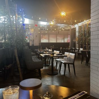 Hongdae Sushi & Grill - Dining area - Sushi Bars Near Me - Mount Prospect, Illinois