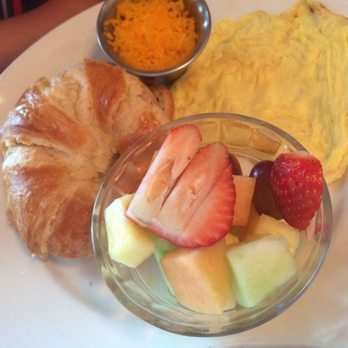 Black Walnut Café - My son's meal .... he is picky lol - Cafes Near Me - Katy, Texas