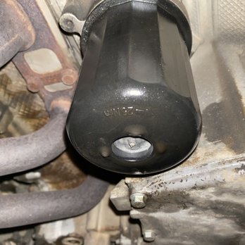 LEONE TIRE & AUTO - Oil Leaking from Filter - Tires Near Me - Oldsmar, Florida LEONE TIRE & AUTO - Oil Leaking from Filter - Tires Near Me - Oldsmar, Florida