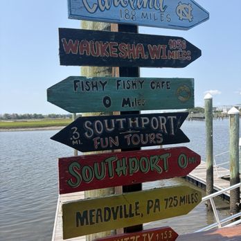 Fishy Fishy Cafe - Seafood Near Me - Southport, North Carolina