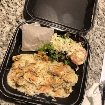 Zunzi's - Oliver's Lunch with Chicken, Mashed Potatoes, Mixed Greens Salad, and French Bread - Sandwiches Near Me - Atlanta, Georgia Zunzi's - Oliver's Lunch with Chicken, Mashed Potatoes, Mixed Greens Salad, and French Bread - Sandwiches Near Me - Atlanta, Georgia