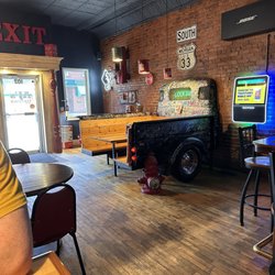 AJ's Uptown Bar & Grill - Super cool booth