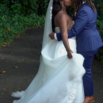Wedding Film Hawaii - Is all about love - Videographers Near Me Wedding Film Hawaii - Is all about love - Videographers Near Me