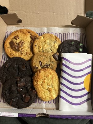 Insomnia Cookies by null