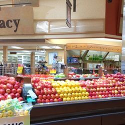 Apples, beautiful produce here.