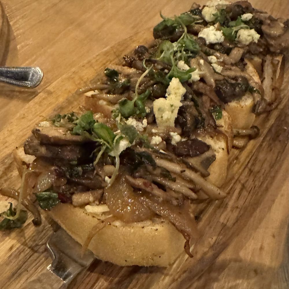 Gia Mia - Wild Mushroom Toast - Pizza Near Me - Downers Grove, Illinois Gia Mia - Wild Mushroom Toast - Pizza Near Me - Downers Grove, Illinois
