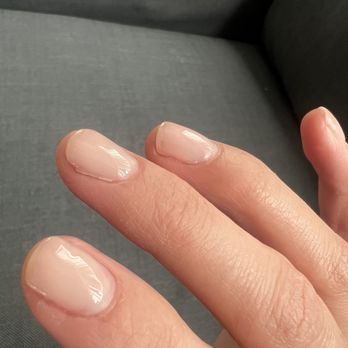 Divine Nails Spa - peeling on my middle finger 2 days after getting them done - Nail Salons Near Me - Glendora, California