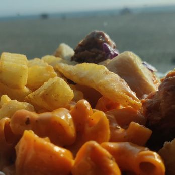 Gordos Hot Chicken - Creamy Mac and cheese - Food Trucks Near Me - Oxnard, California